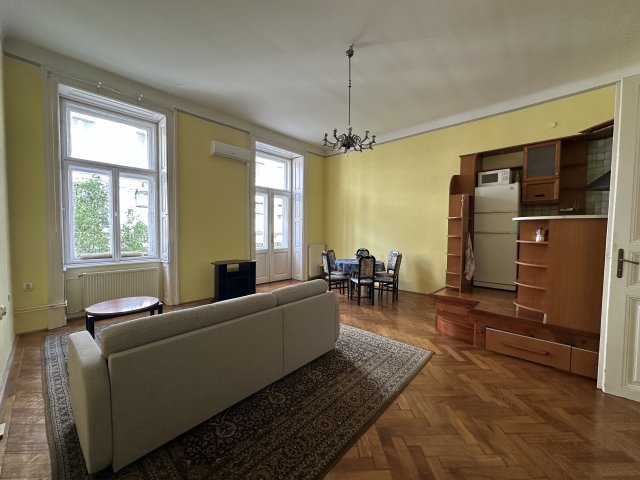 Kiadó téglalakás, albérlet, VIII. kerületben, Bródy Sándor utcában