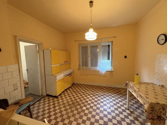 Eladó családi ház, Göncruszkán 15 M Ft, 2+1 szobás