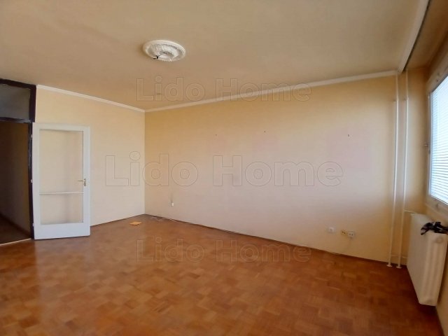 Eladó téglalakás, Győrött 52 M Ft, 2 szobás