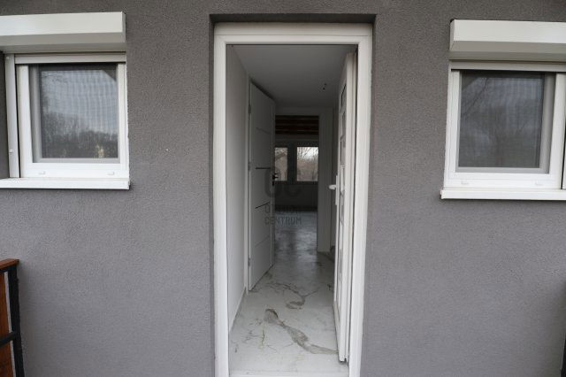 Eladó nyaraló, Csongrádon 49 M Ft, 4 szobás