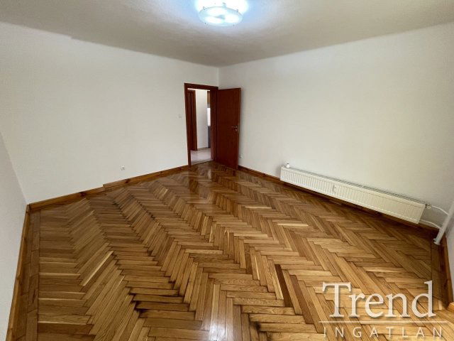 Eladó téglalakás, Dunaújvárosban 42.5 M Ft, 2 szobás