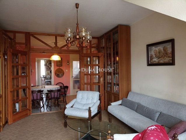 Eladó panellakás, Zalaegerszegen 37.9 M Ft, 3 szobás