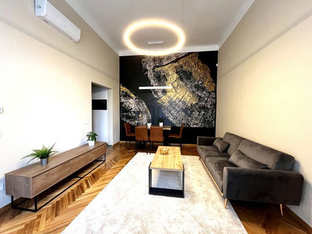 Eladó téglalakás, Budapesten, VI. kerületben 94.5 M Ft, 2 szobás