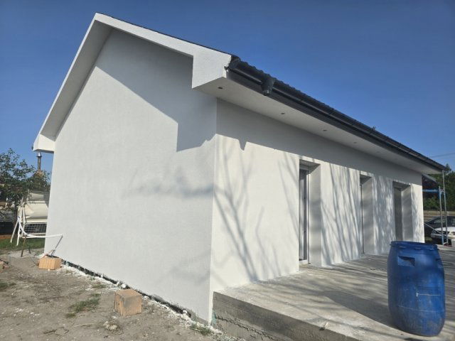 Eladó családi ház, Siófokon 69 M Ft, 3 szobás