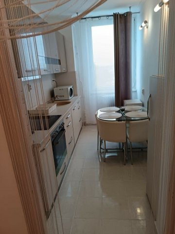 Kiadó téglalakás, albérlet, Pécsett 180 E Ft / hó, 2 szobás