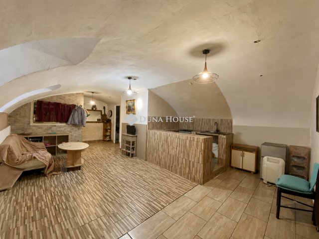 Eladó téglalakás, Budapesten, VII. kerületben 29.999 M Ft