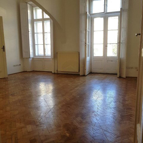 Kiadó téglalakás, albérlet, Budapesten, V. kerületben, 3 szobás