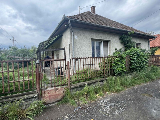 Eladó családi ház, Salgótarjánban 13 M Ft, 4 szobás