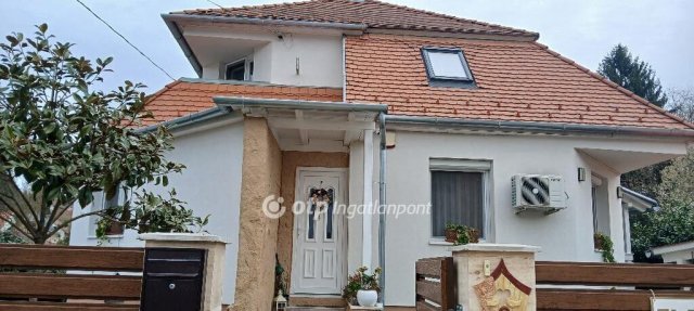 Eladó családi ház, Zalakaroson 145 M Ft, 1+2 szobás