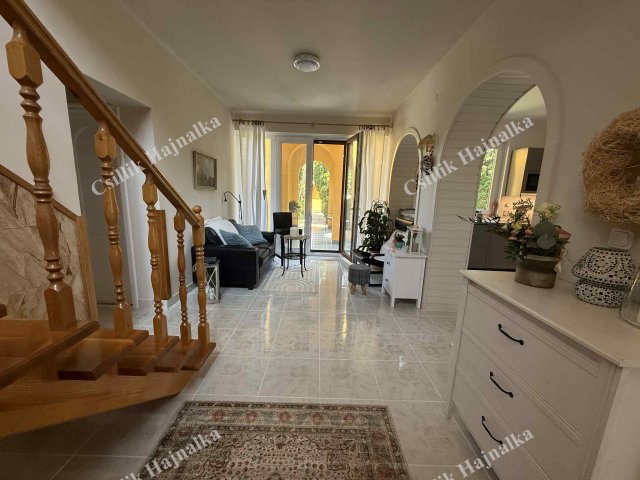 Eladó családi ház, Szolnokon 115 M Ft, 4+1 szobás