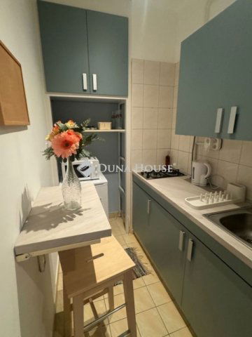 Kiadó téglalakás, albérlet, Debrecenben 200 E Ft / hó, 1 szobás