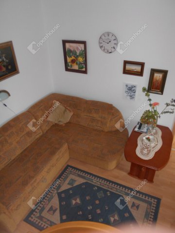 Eladó téglalakás, Hévízen 55 M Ft, 3 szobás