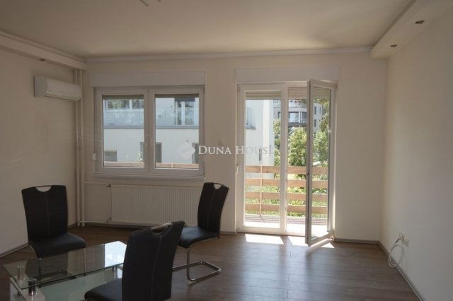 Eladó téglalakás, Budapesten, II. kerületben 114.9 M Ft