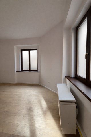 Eladó téglalakás, Szombathelyen 55 M Ft, 4 szobás