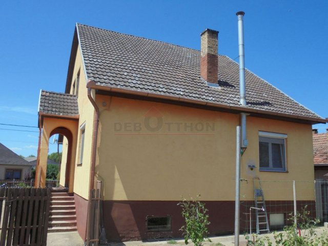 Eladó családi ház, Vámospércsen 48 M Ft, 3 szobás