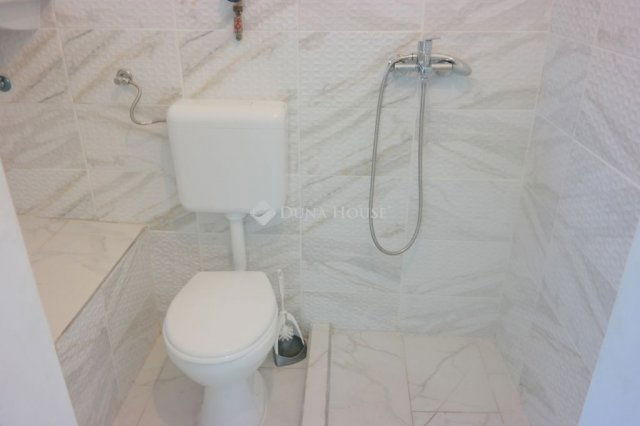 Eladó téglalakás, Budapesten, XVIII. kerületben 34 M Ft