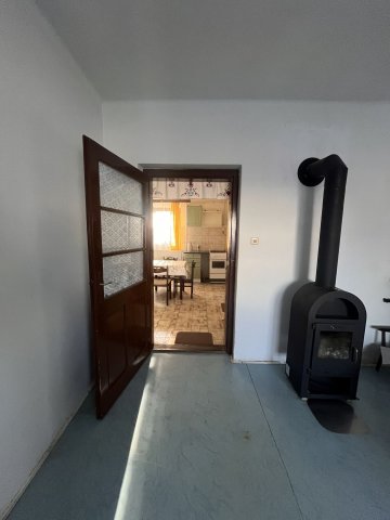 Eladó családi ház, Romándon 35 M Ft, 2 szobás