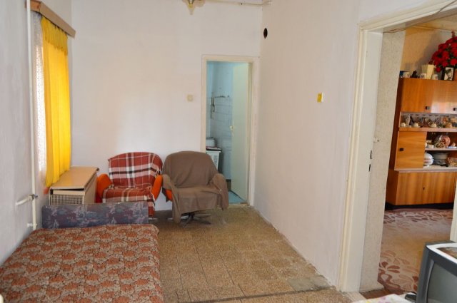 Eladó családi ház, Tápiószentmártonon 27 M Ft, 3 szobás