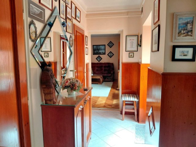 Eladó családi ház, Hódmezővásárhelyen 97.99 M Ft, 5 szobás