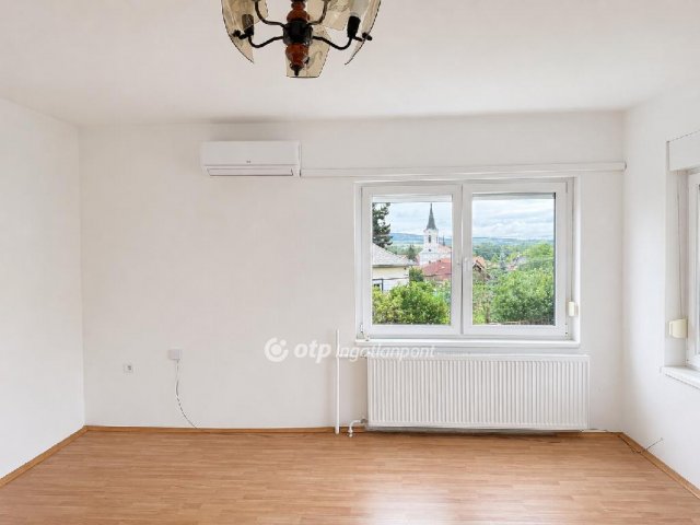 Eladó családi ház, Bodajkon 99.9 M Ft, 3 szobás