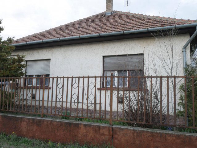 Eladó családi ház, Albertirsán 44.99 M Ft, 3 szobás