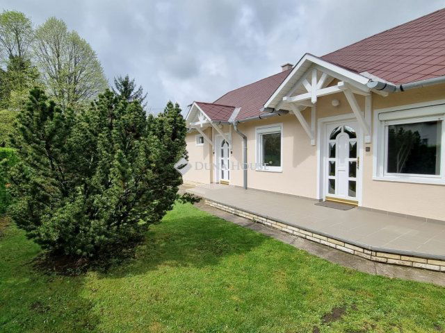 Eladó családi ház, Gárdonyban 77.9 M Ft, 5 szobás