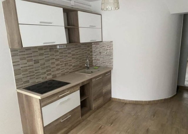 Kiadó téglalakás, albérlet, Oroszlányban 150 E Ft / hó