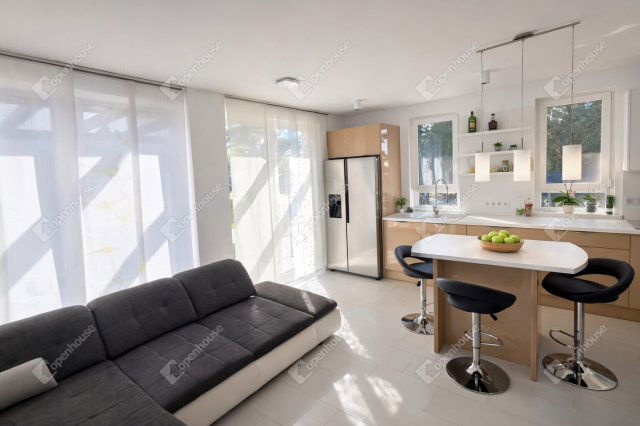 Eladó családi ház, Székesfehérvárott 89 M Ft, 4 szobás