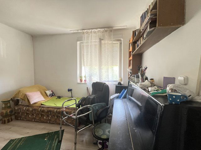 Eladó téglalakás, Debrecenben 48 M Ft, 2 szobás