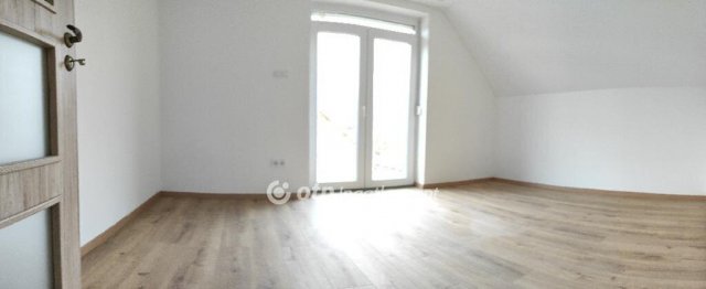 Eladó családi ház, Aranyosgadányban 98 M Ft, 6 szobás