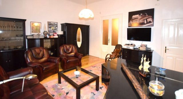 Eladó családi ház, Debrecenben 368 M Ft, 5+1 szobás