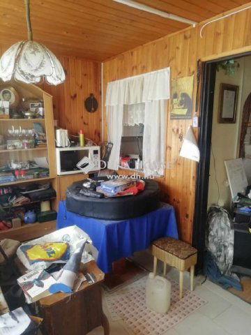 Eladó családi ház, Kisorosziban 35 M Ft, 2 szobás