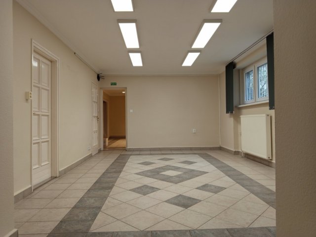 Eladó iroda, Budapesten, XIV. kerületben, Amerikai úton 79.5 M Ft