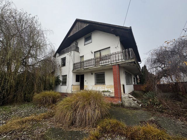 Eladó családi ház, Abdaon 90 M Ft, 8 szobás