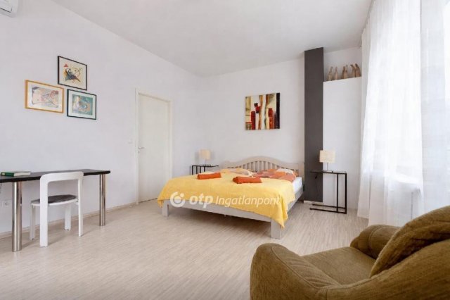 Eladó téglalakás, Budapesten, I. kerületben 139 M Ft, 2 szobás