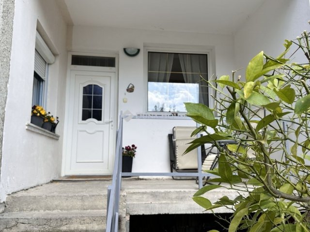 Eladó családi ház, Bükön 73.5 M Ft, 6 szobás