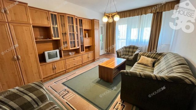 Eladó téglalakás, Kecskeméten 65.5 M Ft, 3 szobás