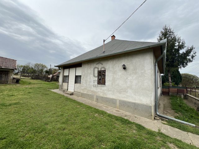 Eladó családi ház, Szedresen 26.5 M Ft, 3 szobás