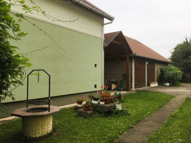 Eladó családi ház, Hajdúszoboszlón 125 M Ft, 5 szobás