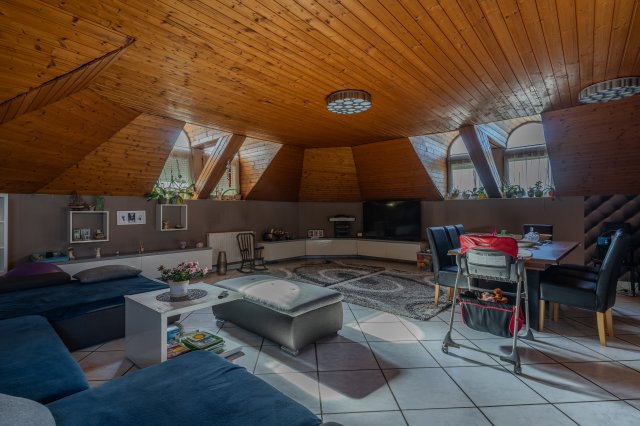 Eladó családi ház, Baján 149 M Ft, 4 szobás