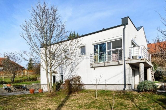 Eladó családi ház, Szentendrén 249 M Ft, 4 szobás