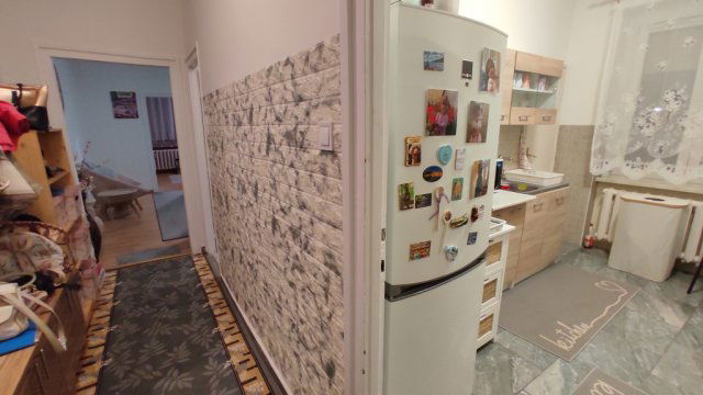 Eladó téglalakás, Dunaújvárosban, Gábor Áron utcában