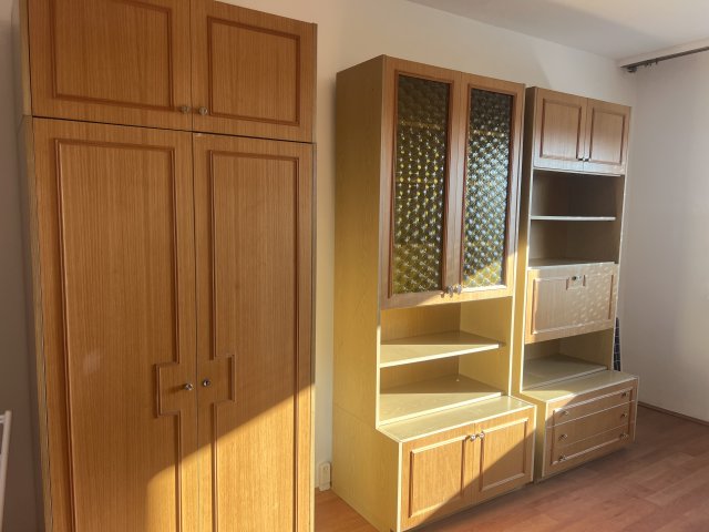 Kiadó panellakás, albérlet, Szegeden 145 E Ft / hó, 1+2 szobás