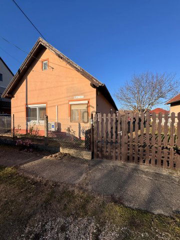 Eladó családi ház, Pákozdon 81.9 M Ft, 3 szobás