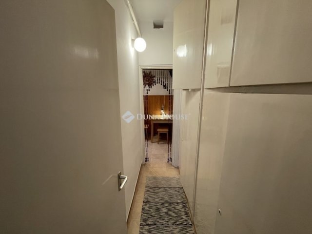 Eladó téglalakás, Budapesten, IV. kerületben 62.9 M Ft, 2 szobás