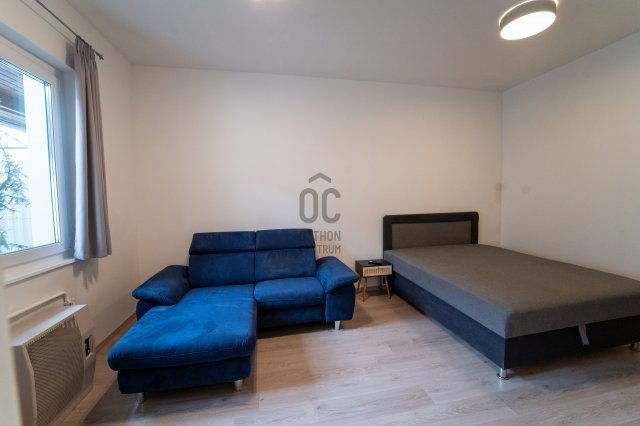 Eladó családi ház, Debrecenben 44.99 M Ft, 1 szobás