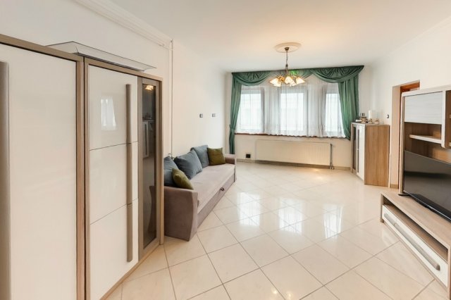 Eladó családi ház, Kecskeméten 115 M Ft, 6 szobás