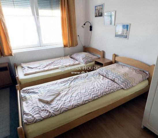 Eladó nyaraló, Fonyódon 512 M Ft, 11 szobás