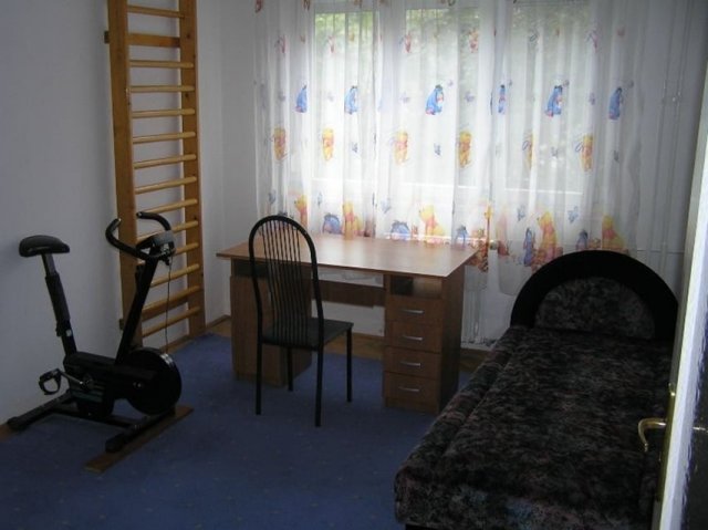 Kiadó panellakás, albérlet, III. kerületben, Berend utcában