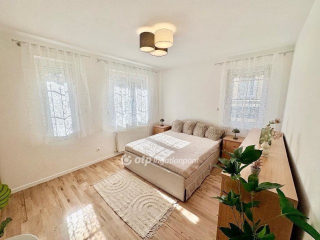 Eladó téglalakás, Budapesten, XIV. kerületben 100 M Ft